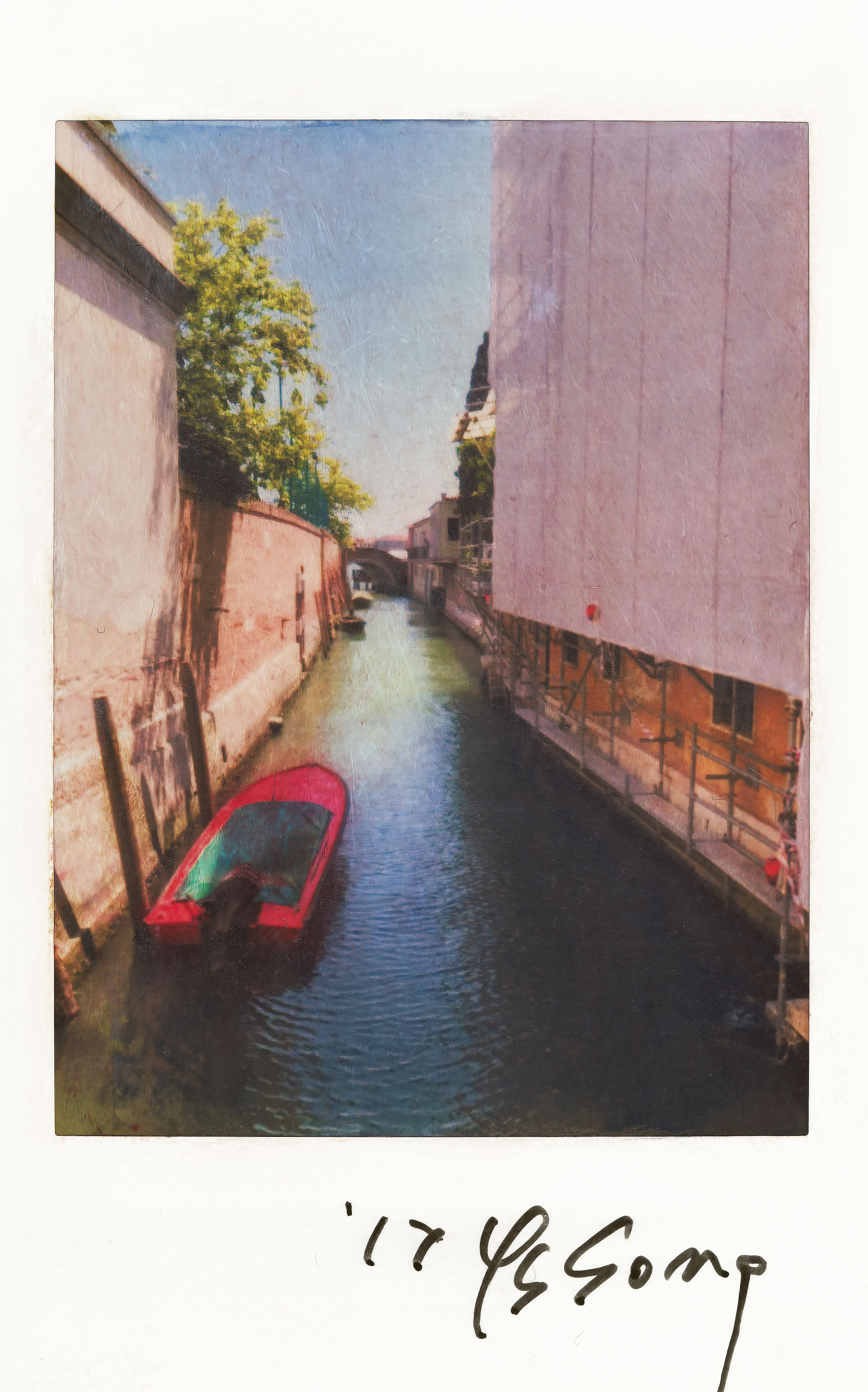 〈Meditation on the Road 길 위에서〉, 2017, Oil painting on polaroid, © 송영숙