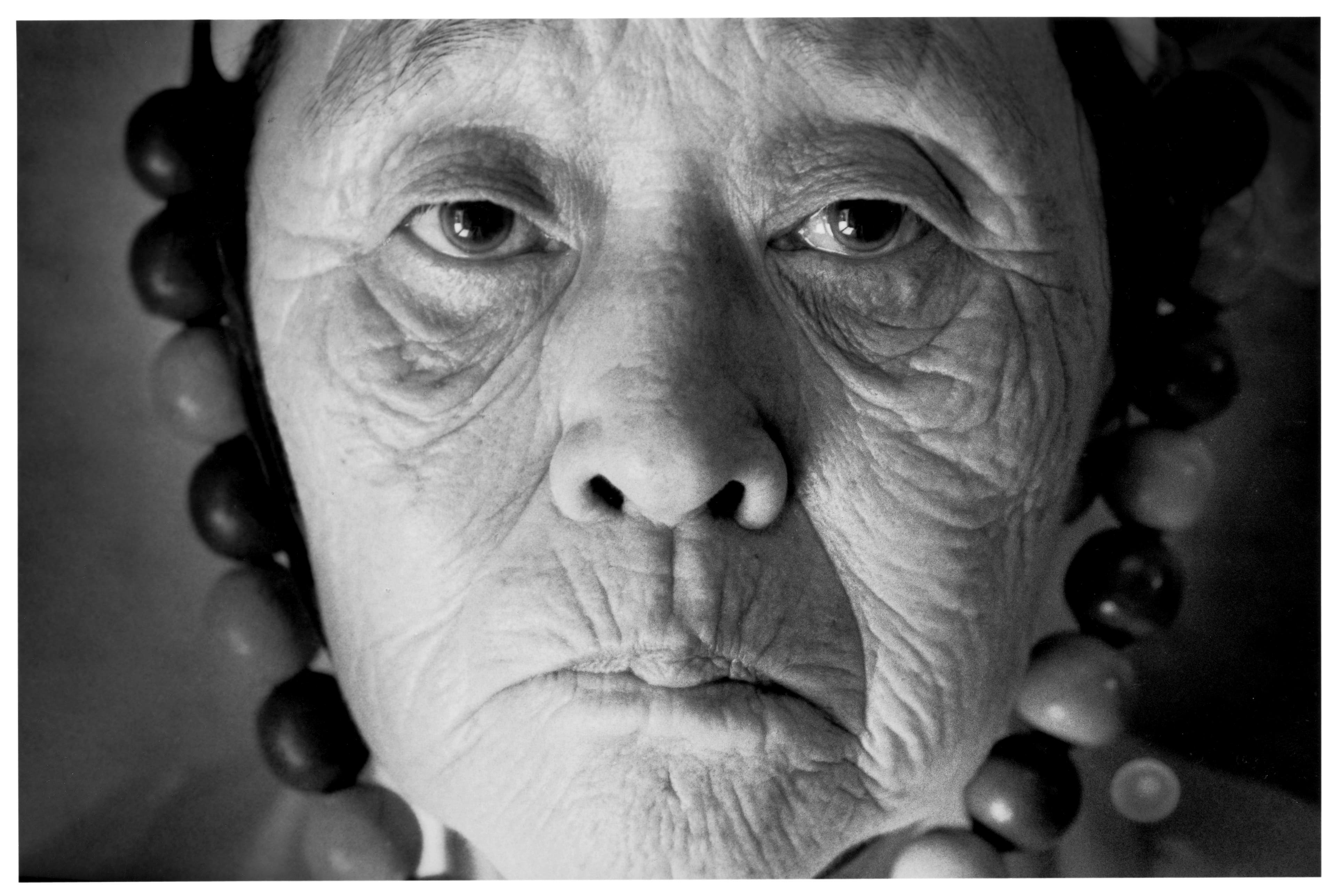 육명심, 〈백민〉연작, 〈강원도 강릉〉, 36x54cm, 1983, 뮤지엄한미 소장